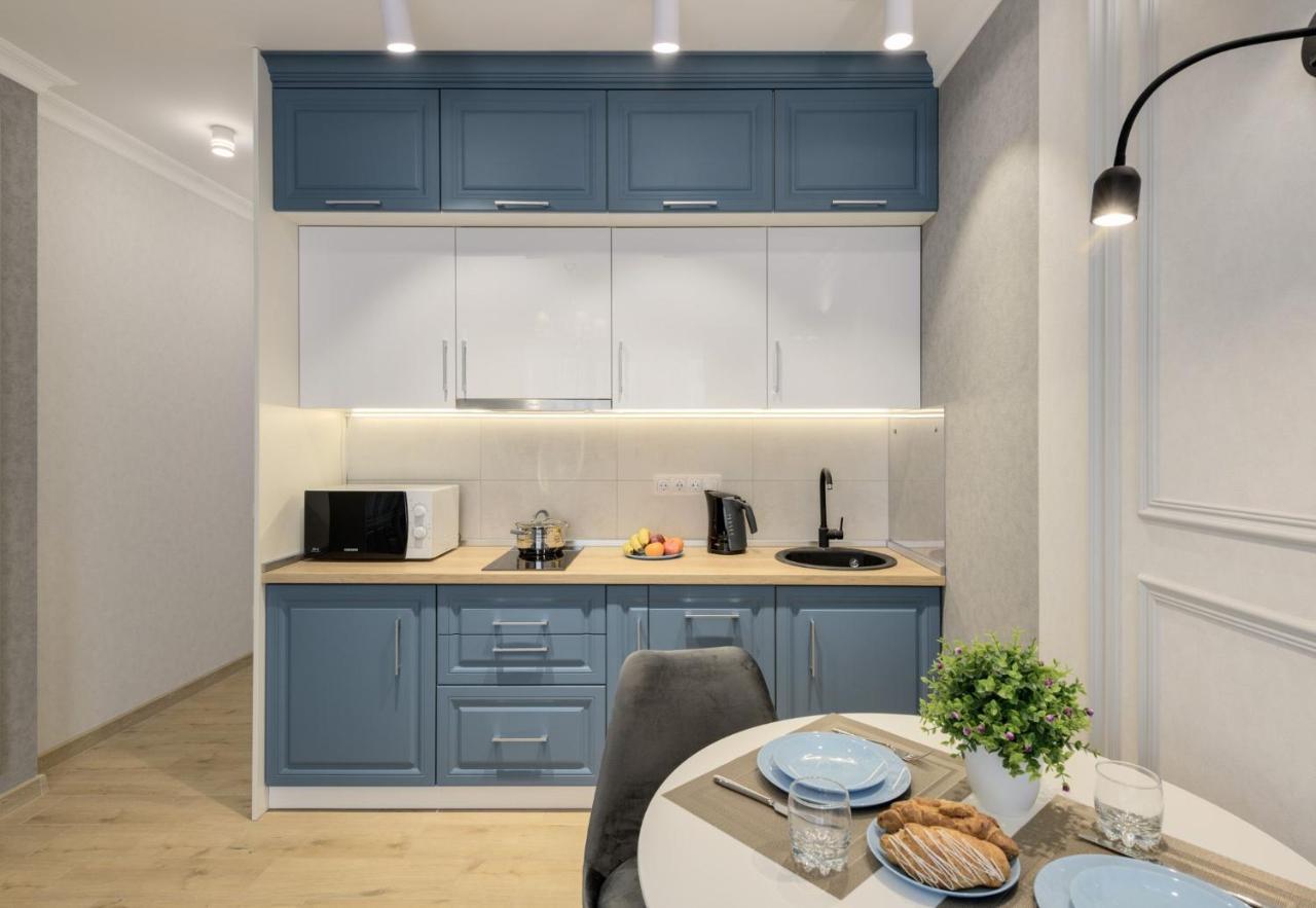 Modern New Cozy Apartment Kvartet Railway Station Киев Екстериор снимка