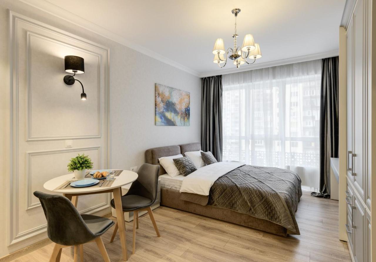 Modern New Cozy Apartment Kvartet Railway Station Киев Екстериор снимка