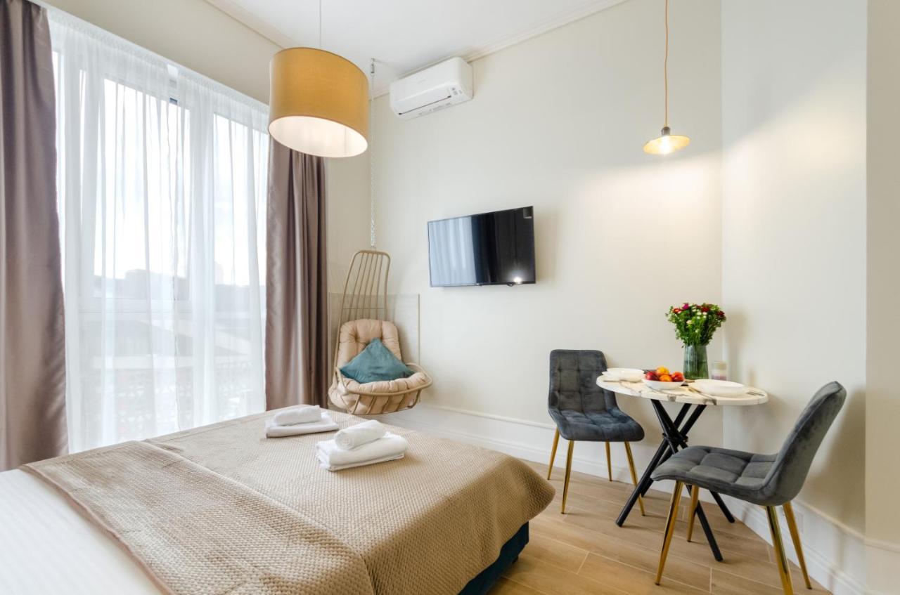 Modern New Cozy Apartment Kvartet Railway Station Киев Екстериор снимка