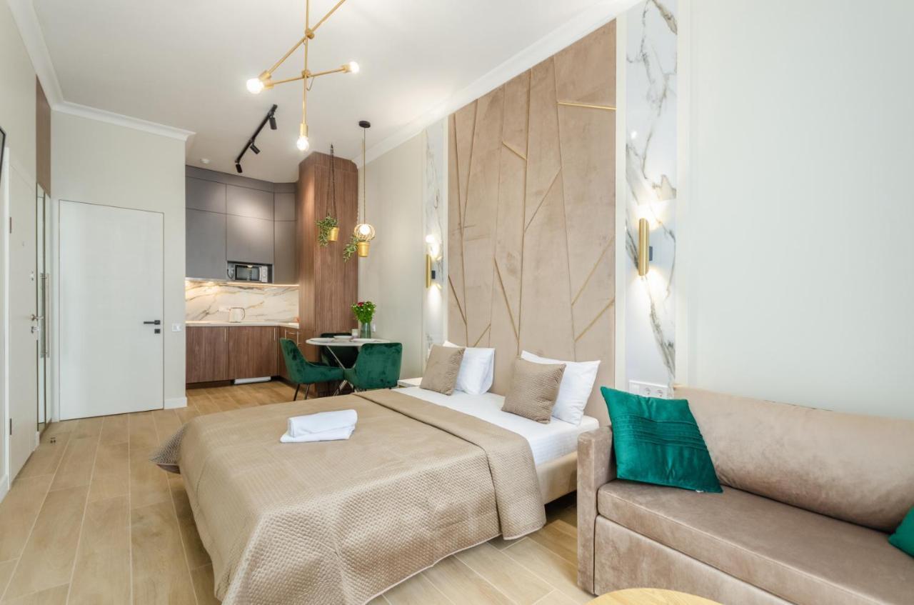 Modern New Cozy Apartment Kvartet Railway Station Киев Екстериор снимка
