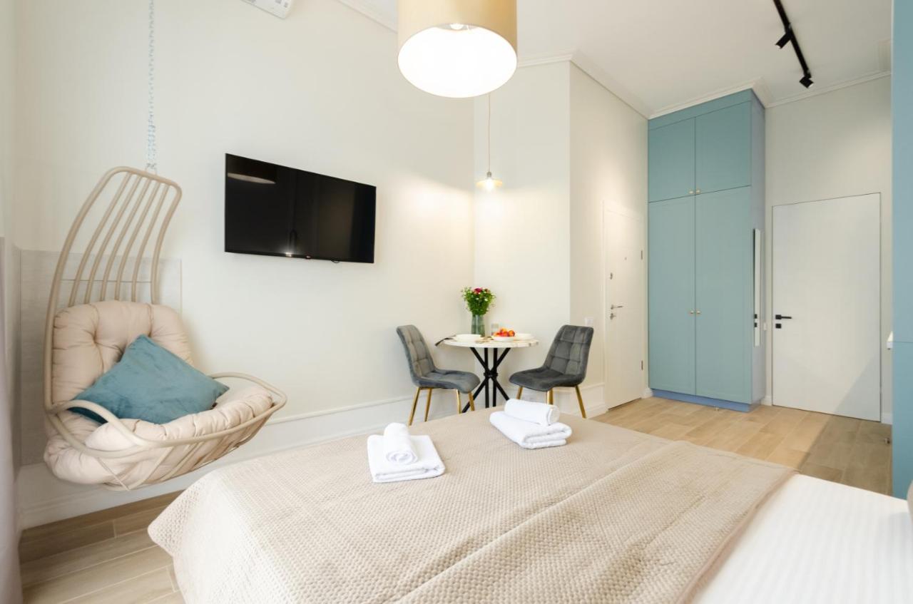 Modern New Cozy Apartment Kvartet Railway Station Киев Екстериор снимка