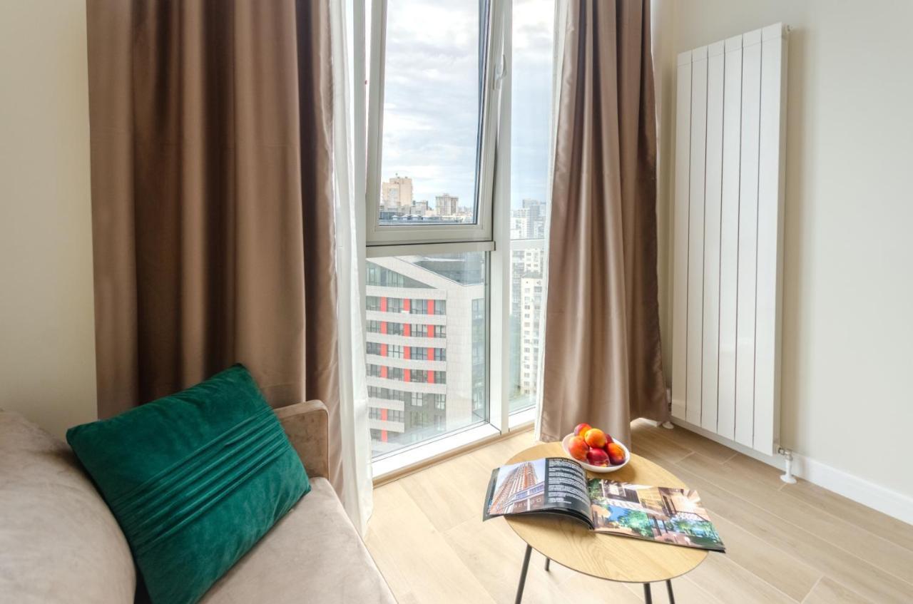Modern New Cozy Apartment Kvartet Railway Station Киев Екстериор снимка
