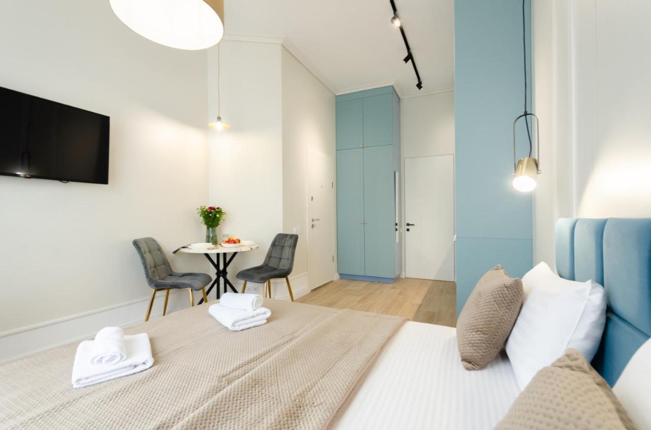 Modern New Cozy Apartment Kvartet Railway Station Киев Екстериор снимка