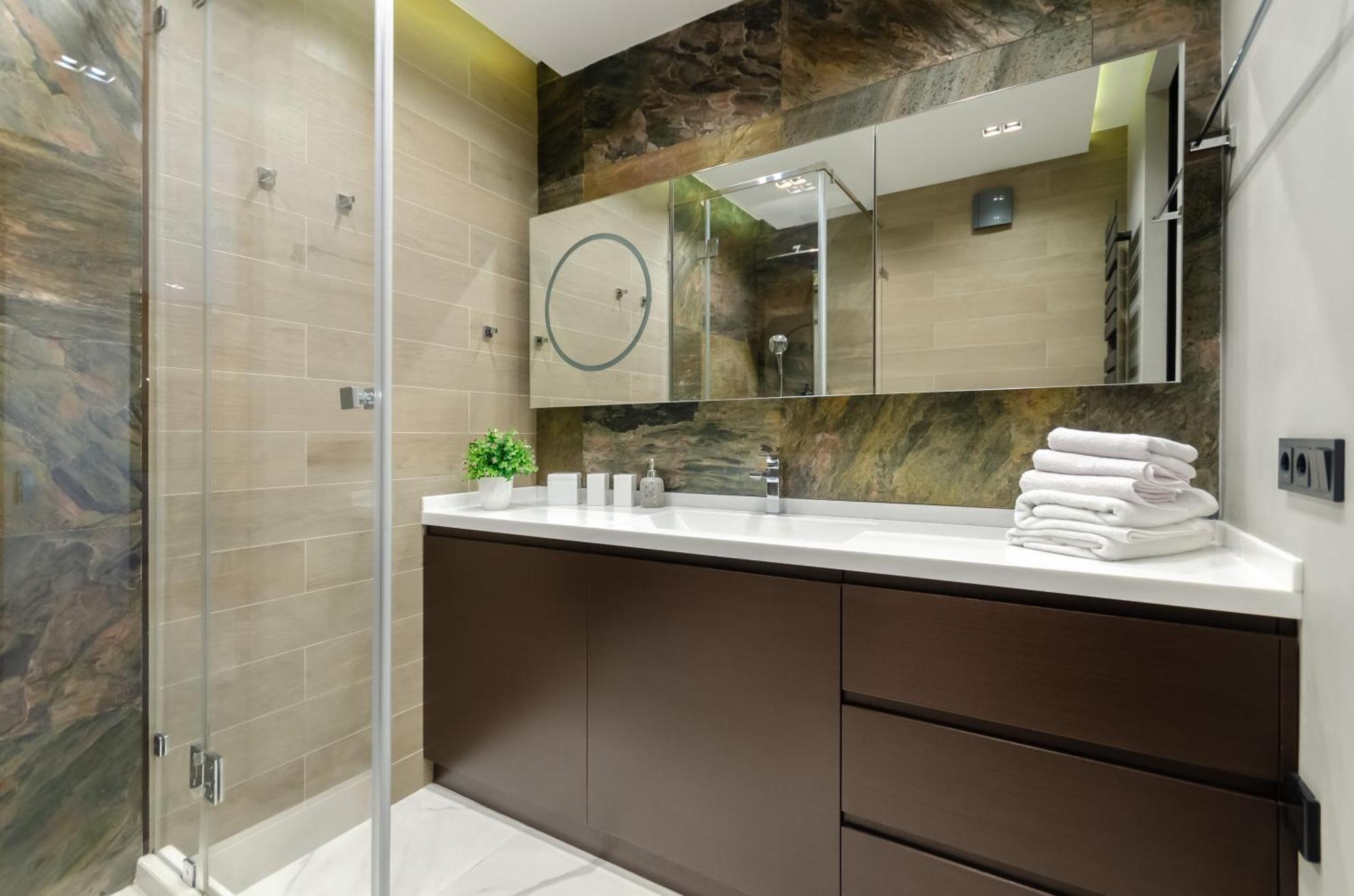 Modern New Cozy Apartment Kvartet Railway Station Киев Екстериор снимка